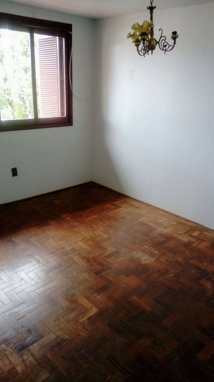 Casa à venda, 8 quartos, 1 suíte, 1 vaga, Cidade Alta - Alegrete/RS