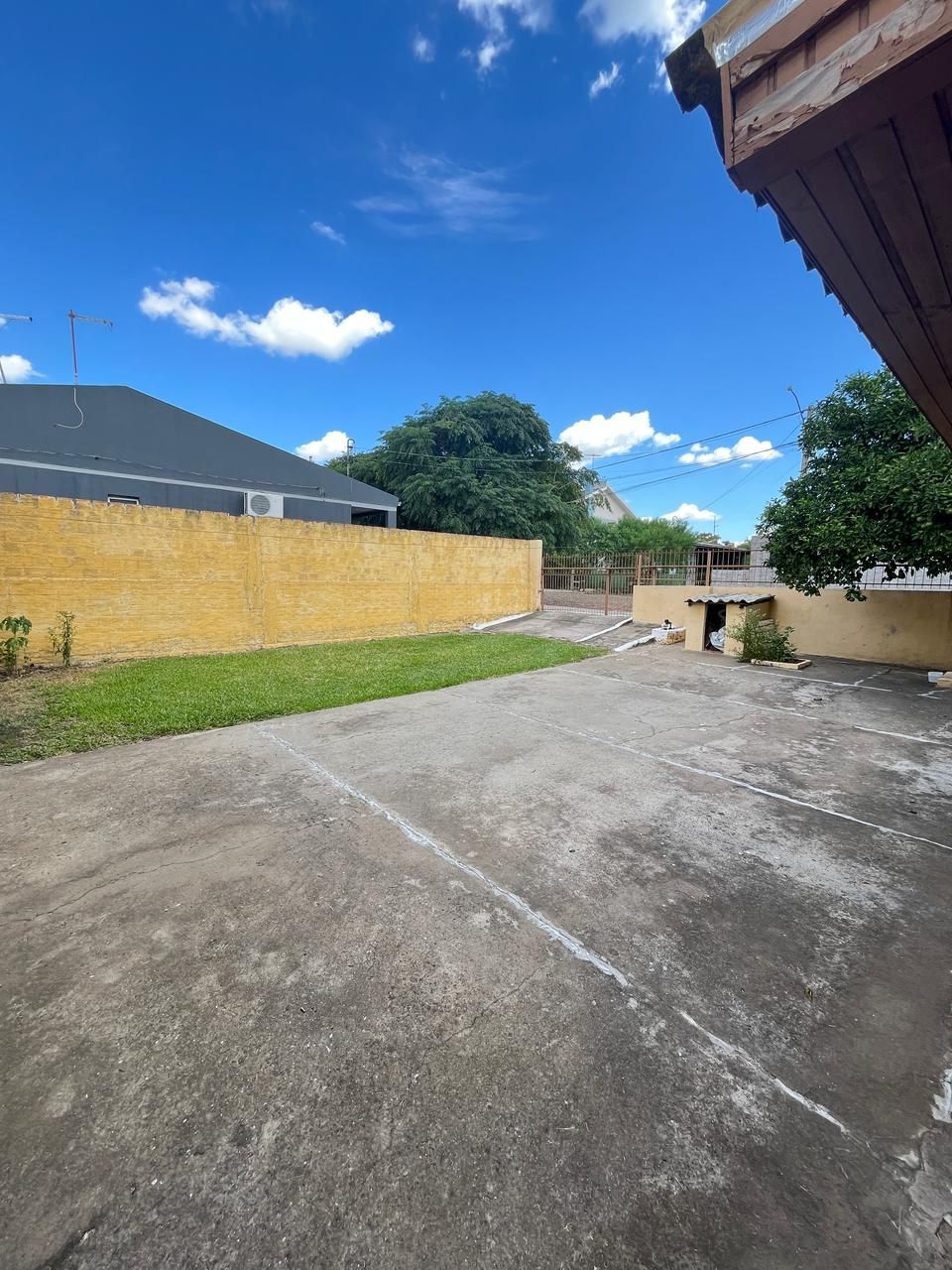 Casa a venda no bairro capão do angico