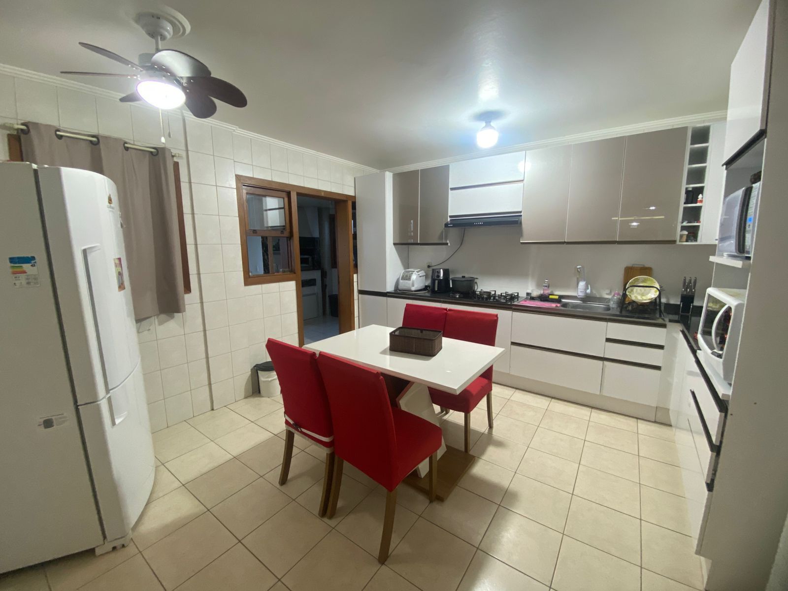 Apartamento completo e sofisticado à venda no centro
