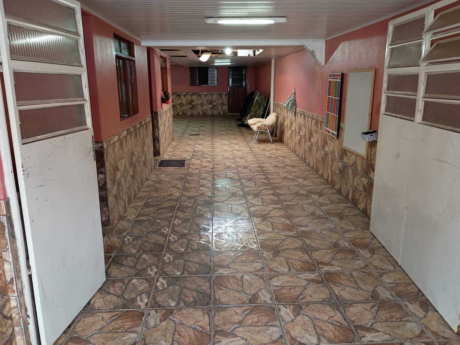 Casa espaçosa para venda na Vera Cruz