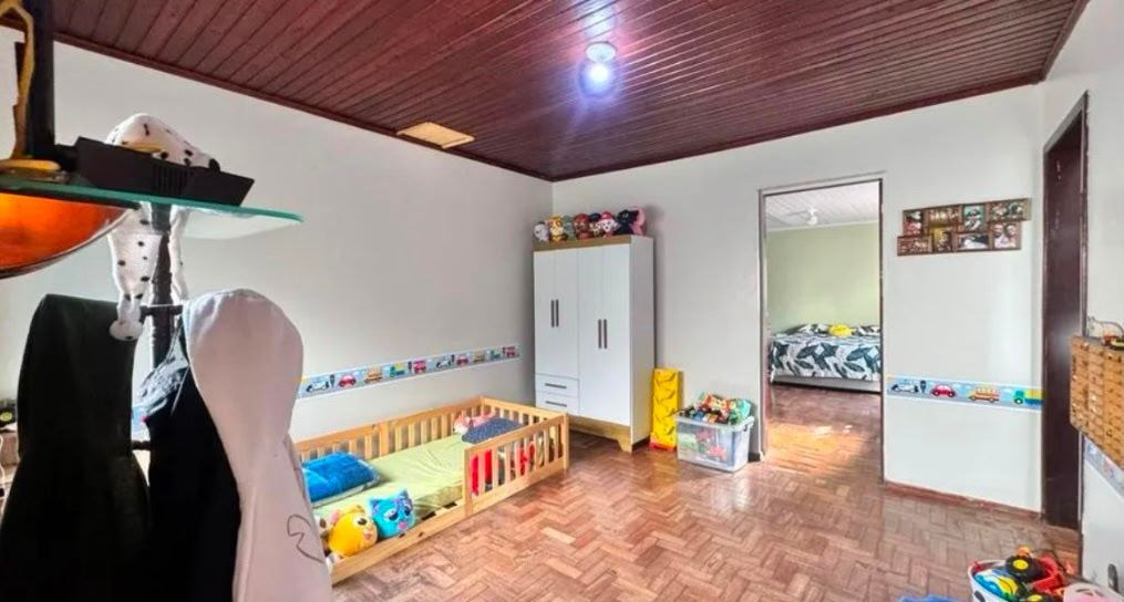 Casa com 3 dormitórios, churrasqueira e lareira 100m² - foto 5