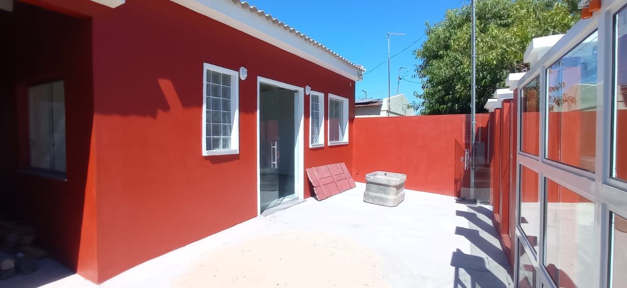 Casa, 1 quarto, 90 m² - Foto 1