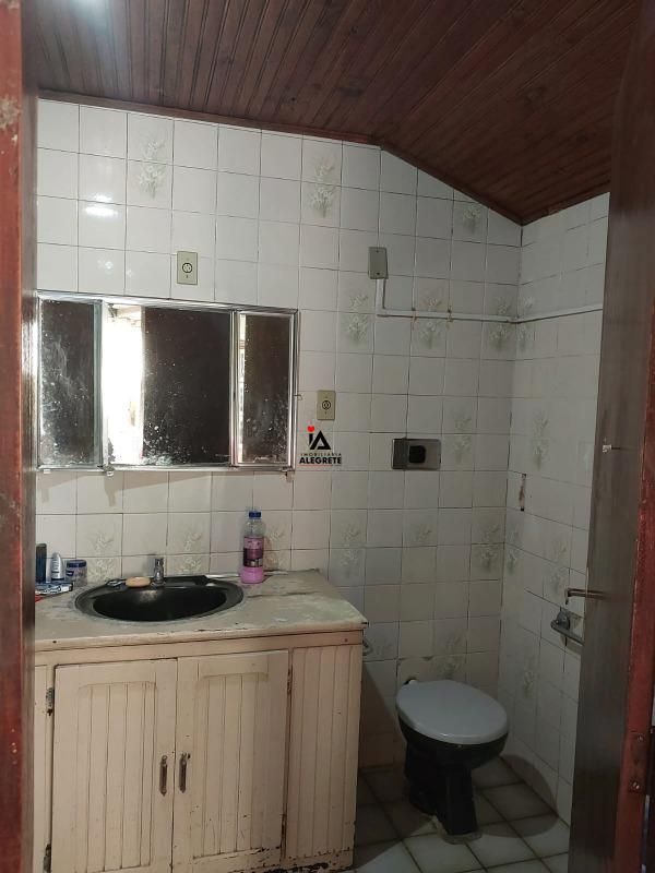 Casa Comercial à venda, 3 quartos, 1 vaga, Centro - Alegrete/RS