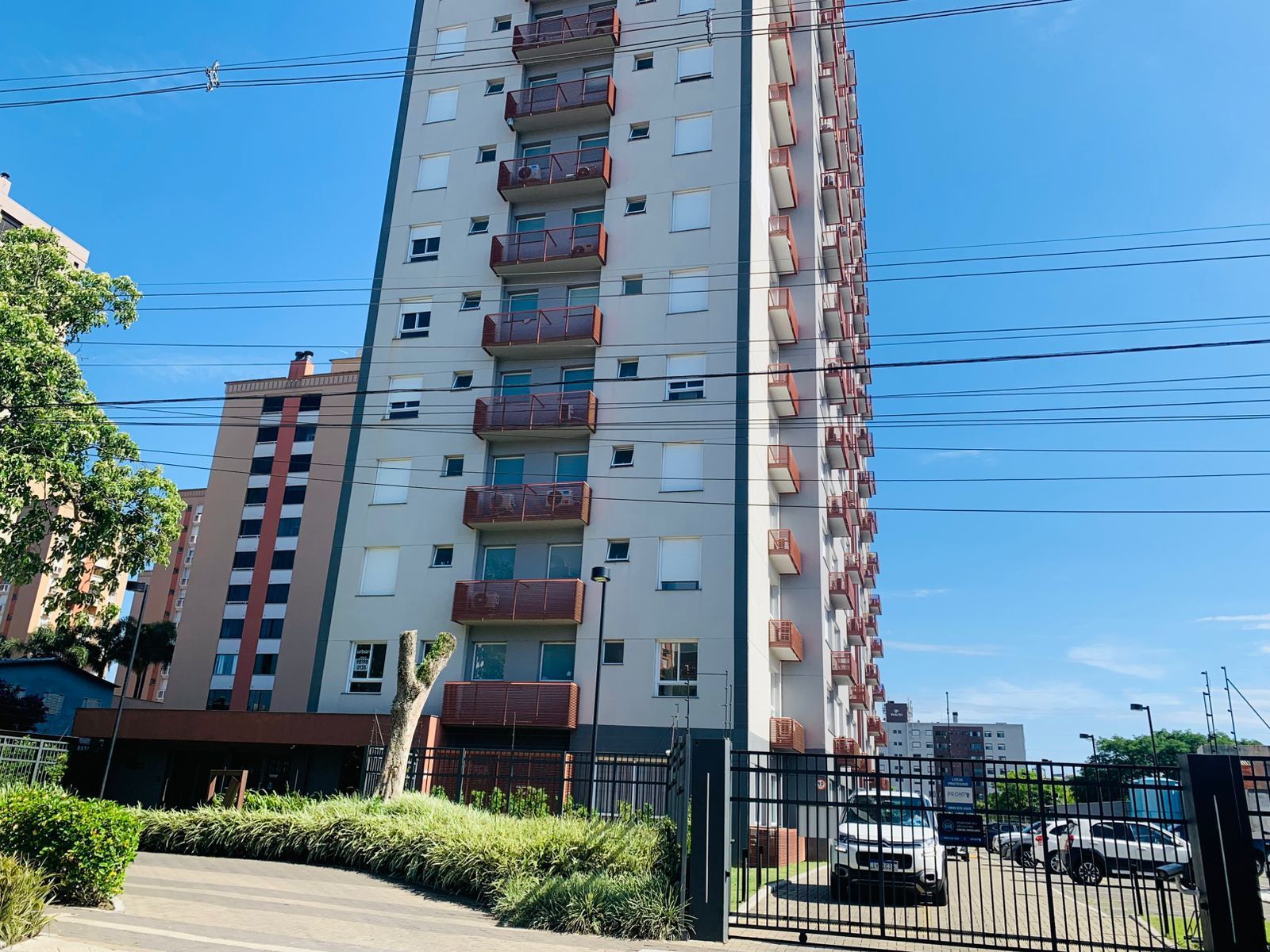 "apartamento novo e moderno em porto alegre - localização pr