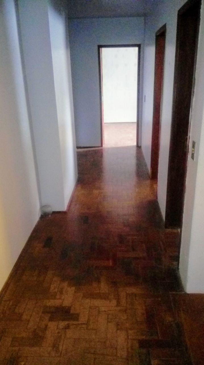 Casa à venda, 8 quartos, 1 suíte, 1 vaga, Cidade Alta - Alegrete/RS