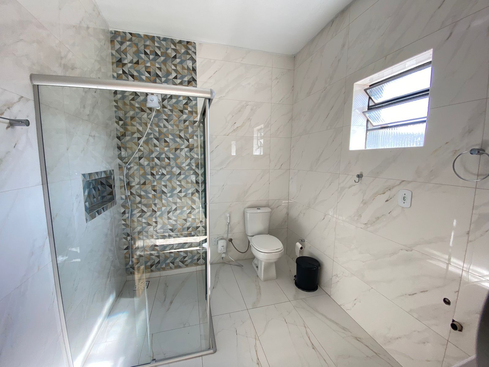 Sobrado com 3 Dormitórios à venda, 112 m² por R$ 600.000,00 Sobrado com 3 Dormitórios à venda, 112 m² por R$ 600.000,00