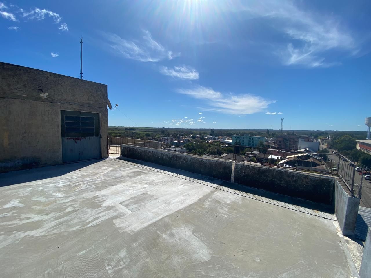 Apartamento de três dormitórios, disponivel para VENDA e LOCAÇÃO, Alegrete.