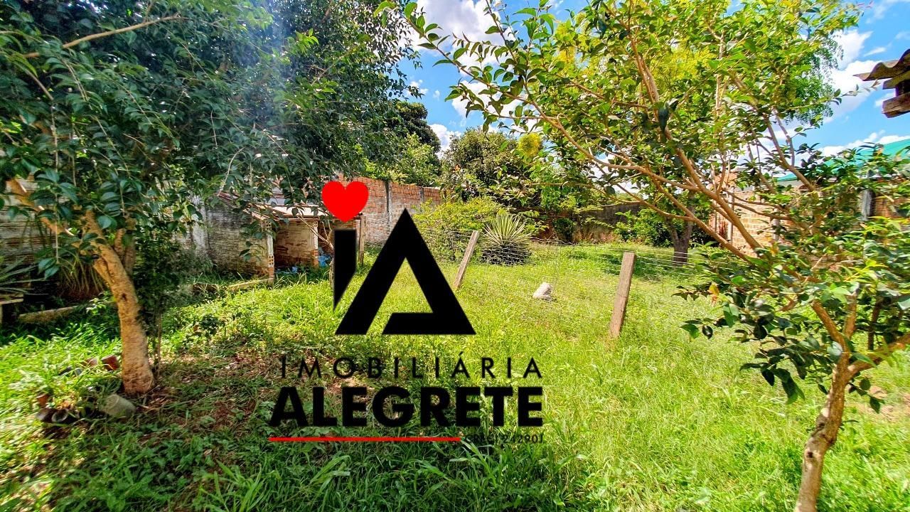 Casa com quatro dormitórios disponivel para Locação e Venda, Bairro Assunção.
