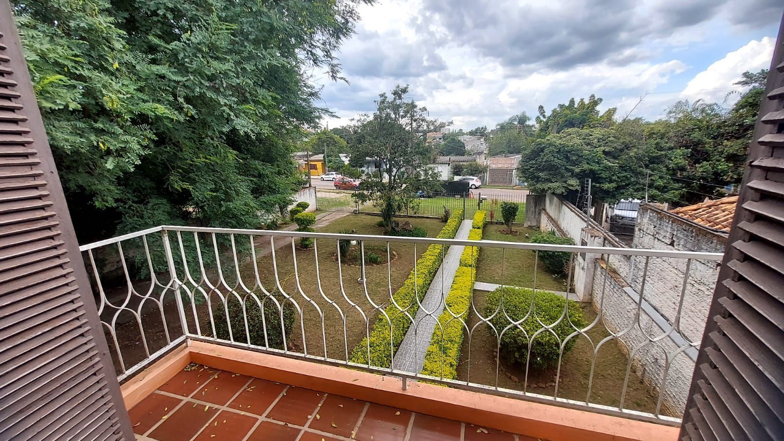 Sobrado à venda, 3 quartos, 1 suíte, 2 vagas, Cidade Alta - Alegrete/RS