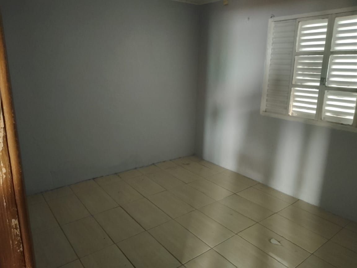 Casa com 2 Dormitórios à venda, 400 m² por R$ 190.000,00 Casa com 2 Dormitórios à venda, 400 m² por R$ 190.000,00