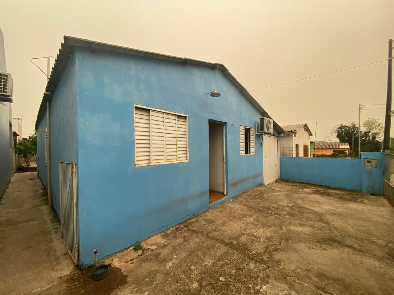 Casa ampla com 3 quartos e garagem para 3 carros - financiáv