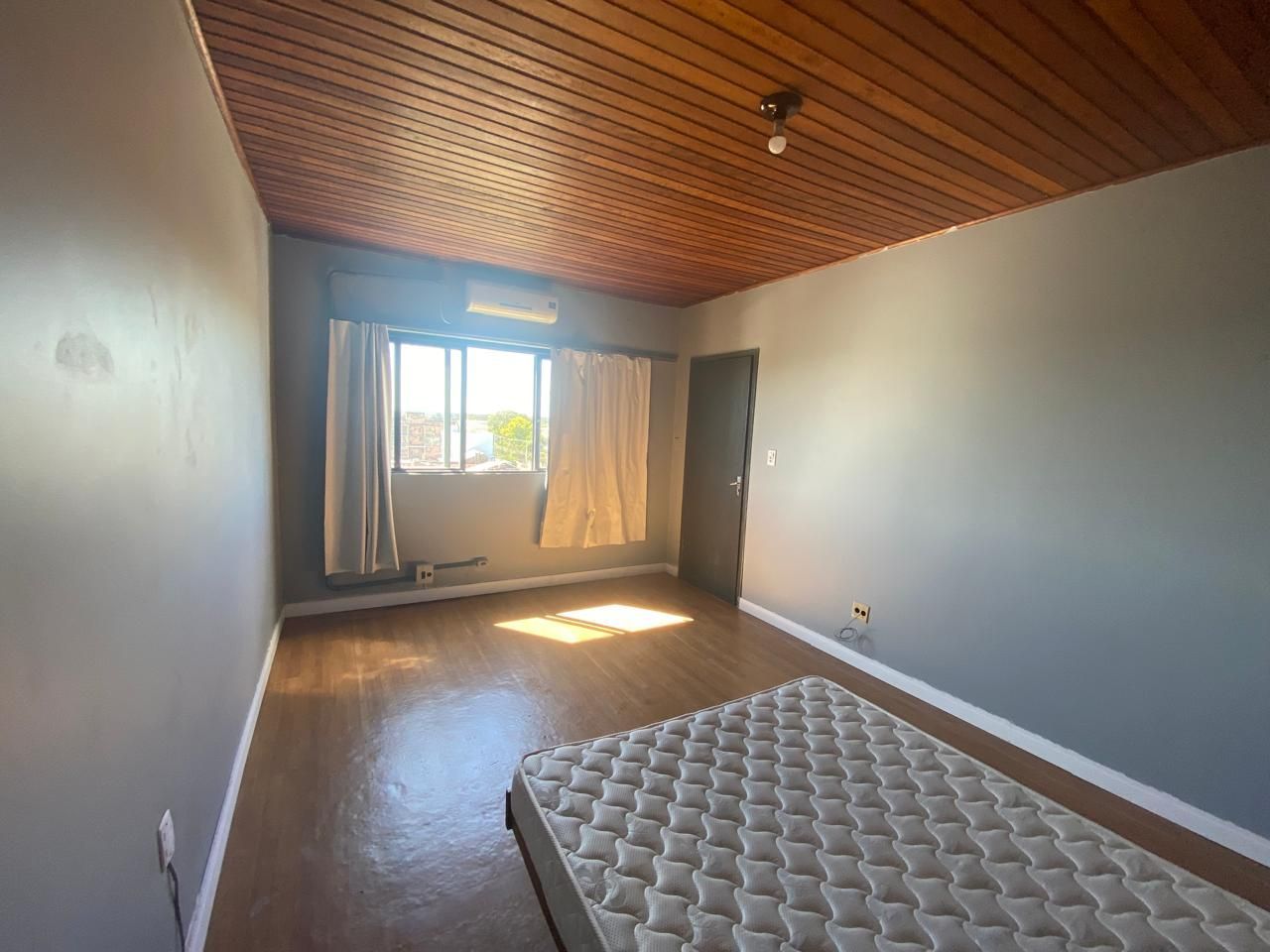 Apartamento de três dormitórios, disponivel para venda e loc
