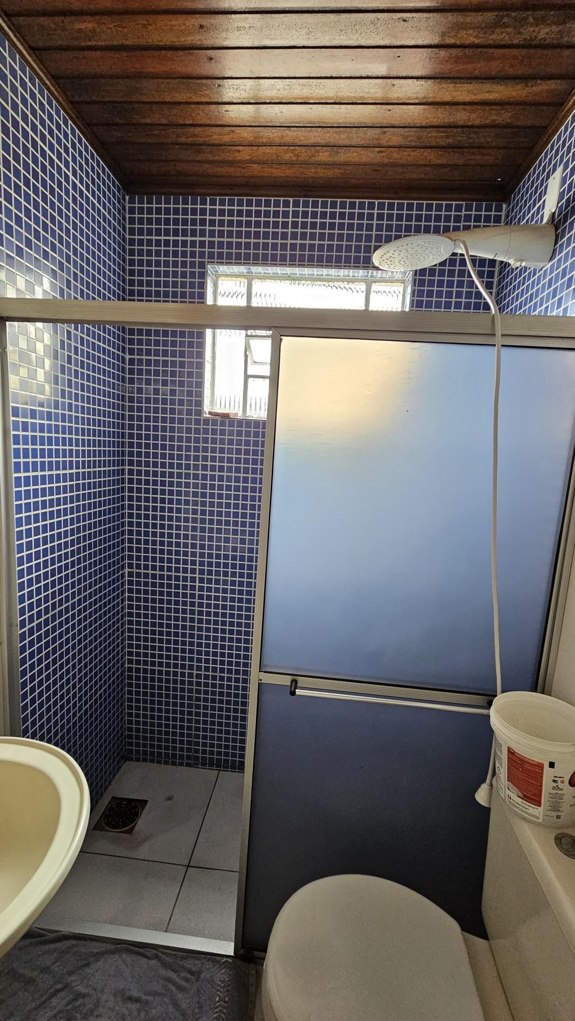 Casa à Venda em Bairro Tranquilo