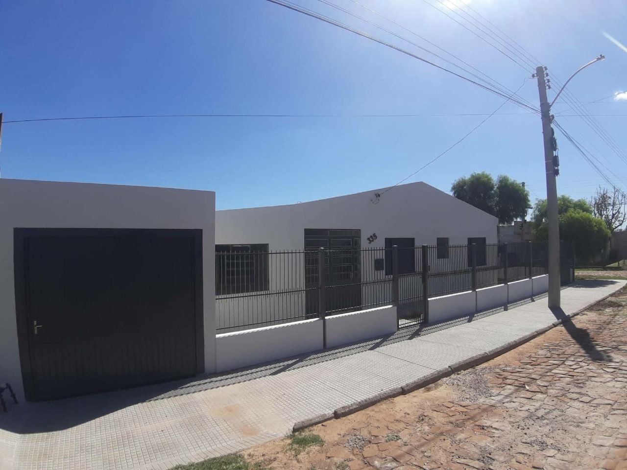 Casa para locação com 3 vagas