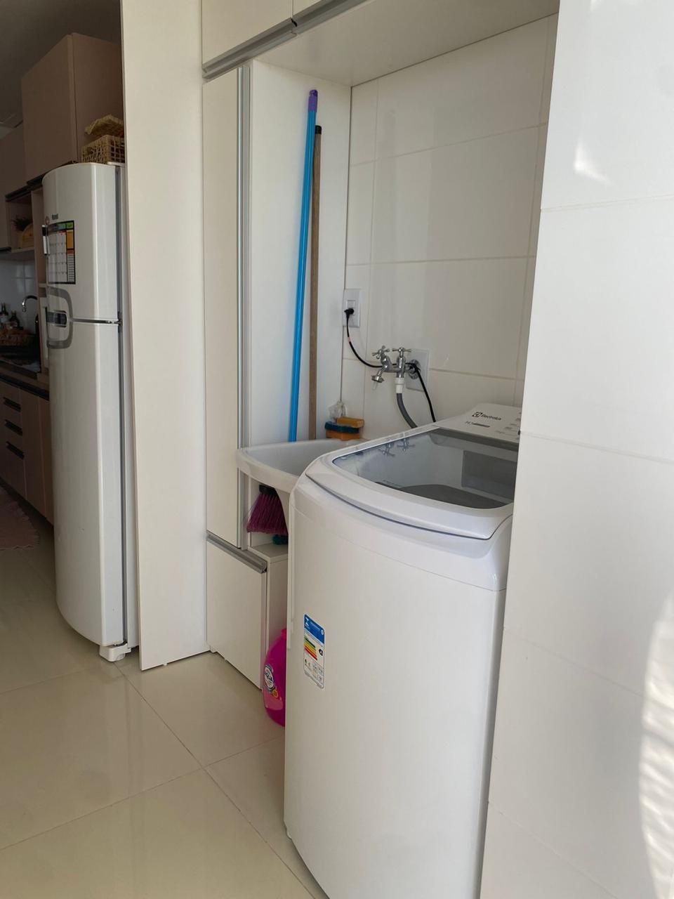 Apartamento à Venda no Bairro Ibirapuitã – 2 Quartos, Suíte e Garagem
