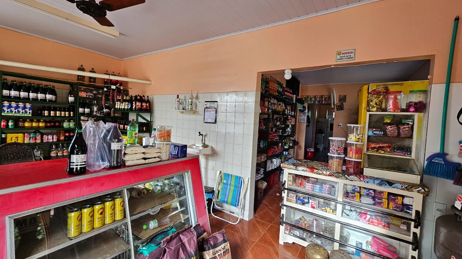Casa Ampla para venda com Espaço para Ponto Comercial + Casa Adicional para Rend