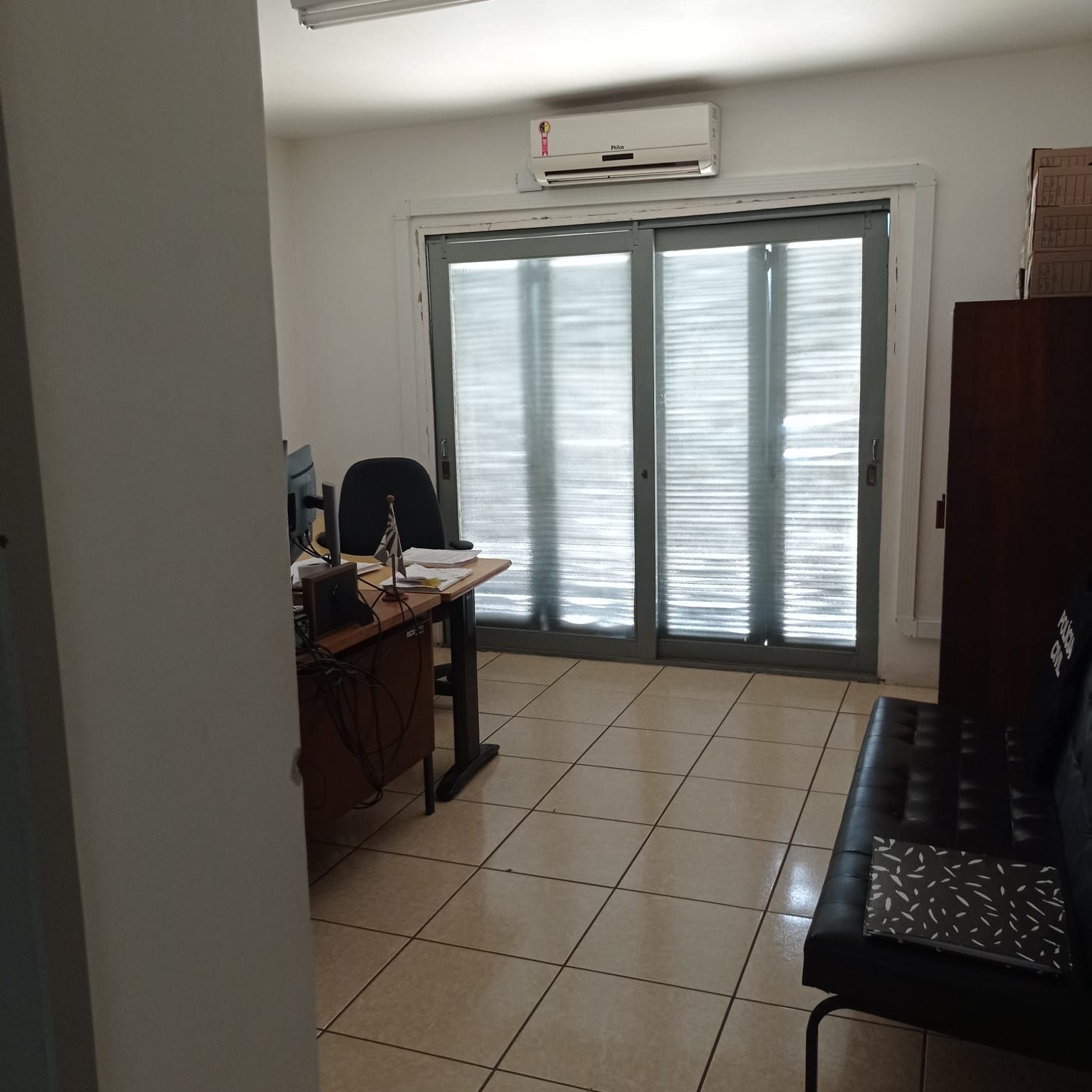 Sobrado à venda, 5 quartos, 3 suítes, 2 vagas, centro - aleg