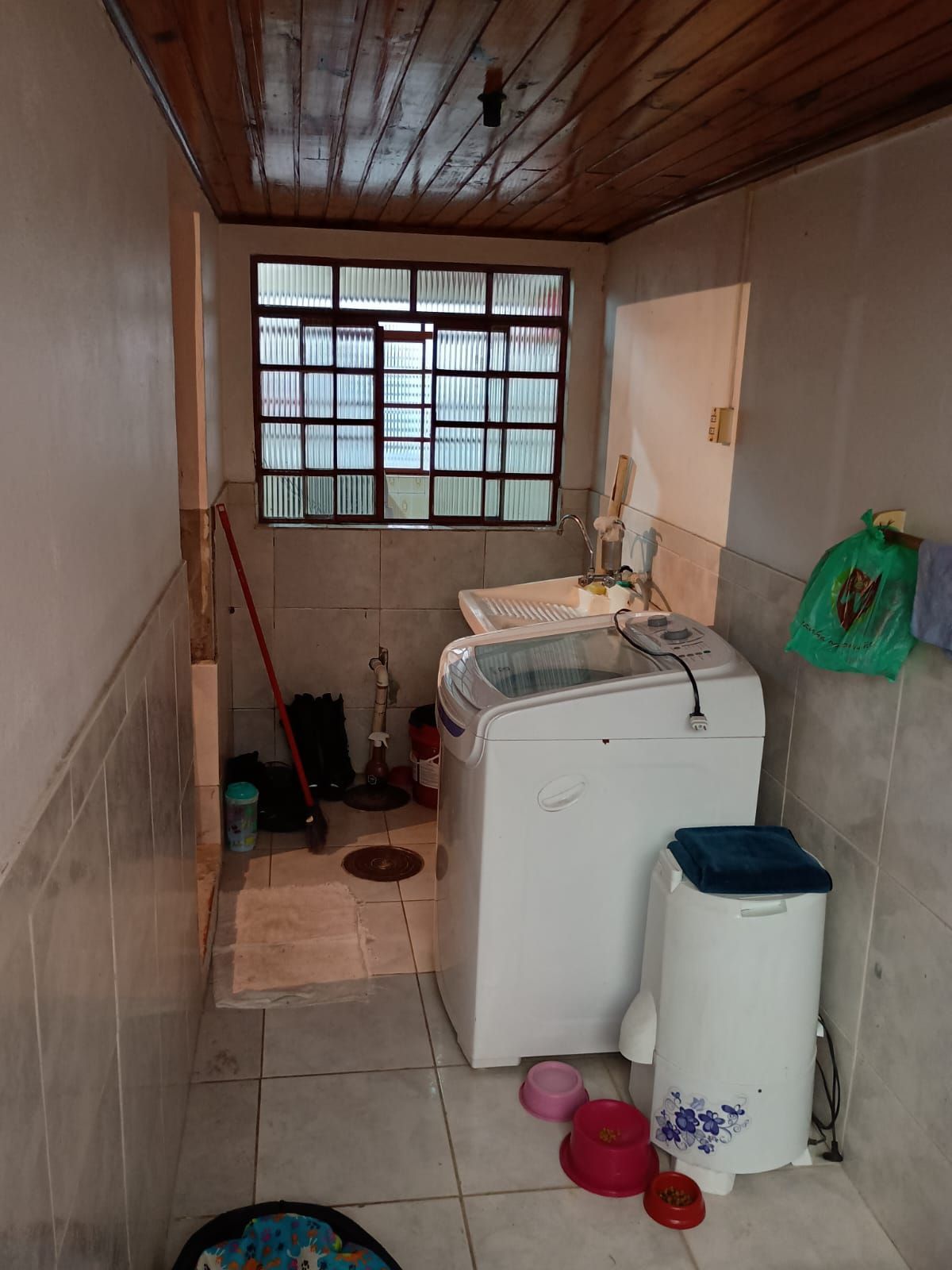 Casa espaçosa para venda na Vera Cruz