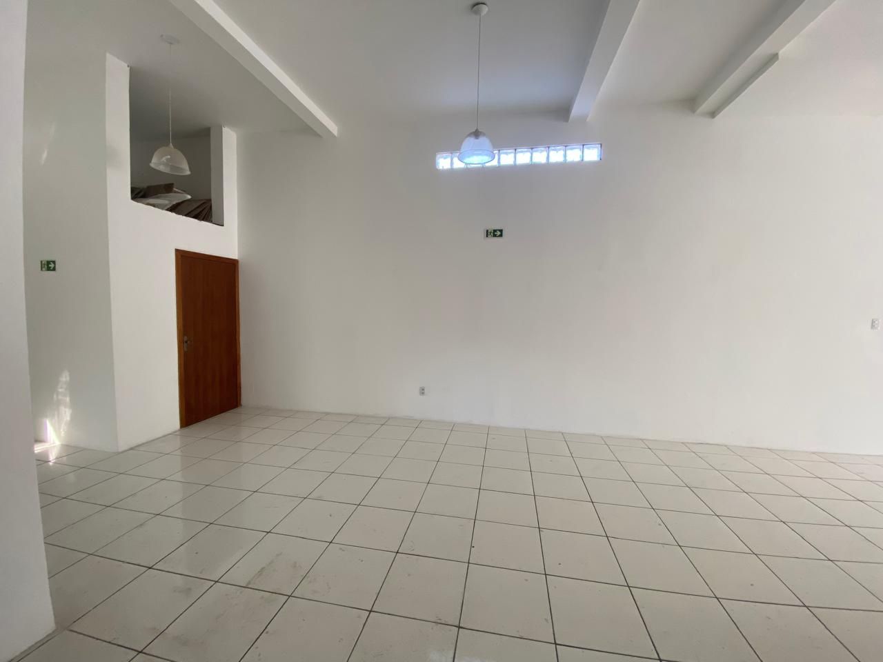 Sala-Conjunto, 200 m² - Foto 2