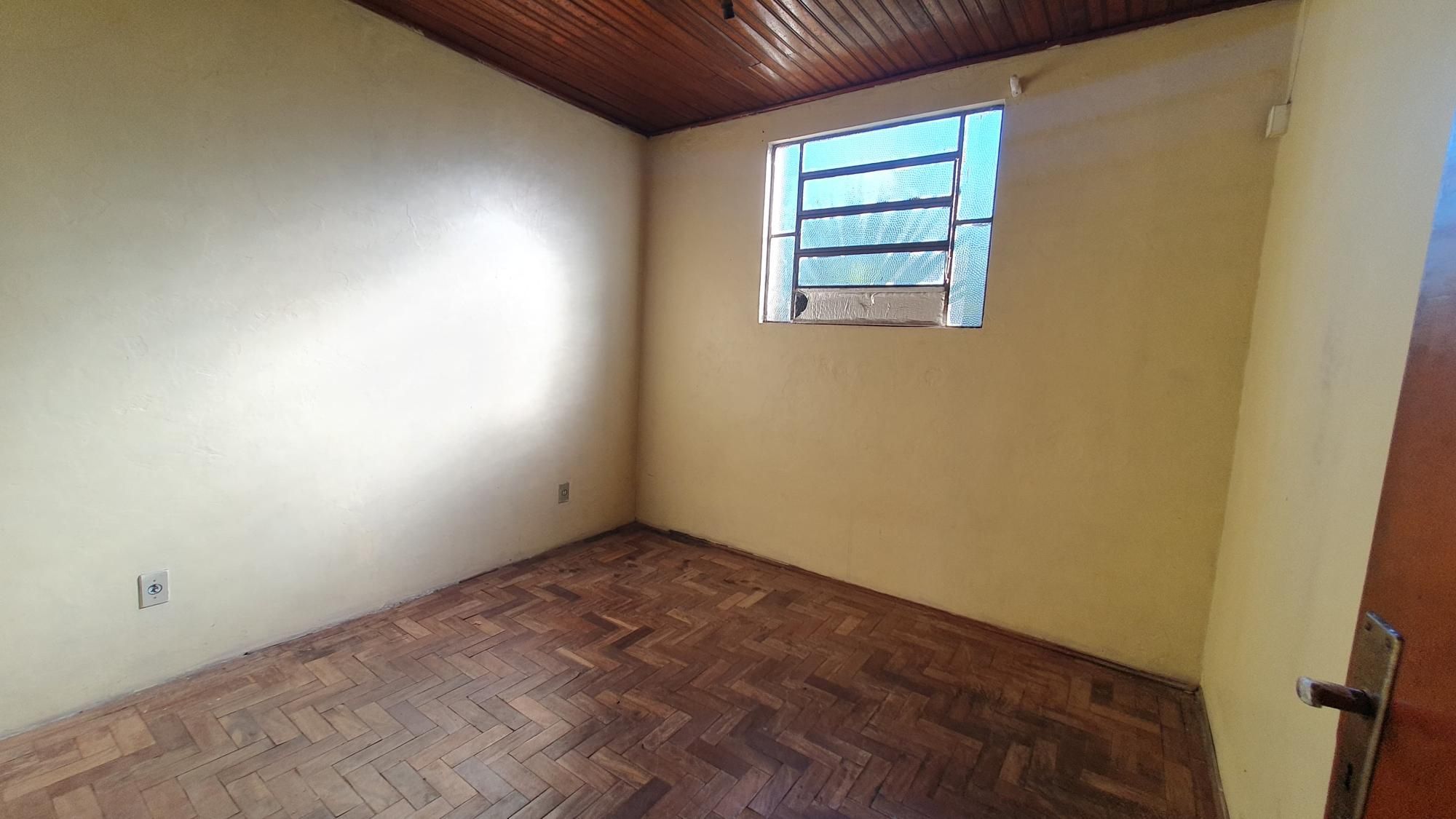 Oportunidade Única! Casa Aconchegante com Pátio Amplo para venda