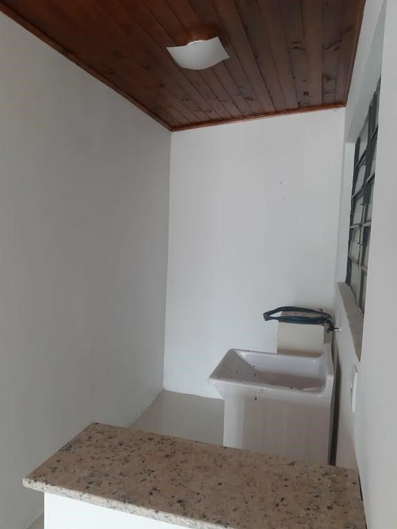 Casa para locação com 3 vagas