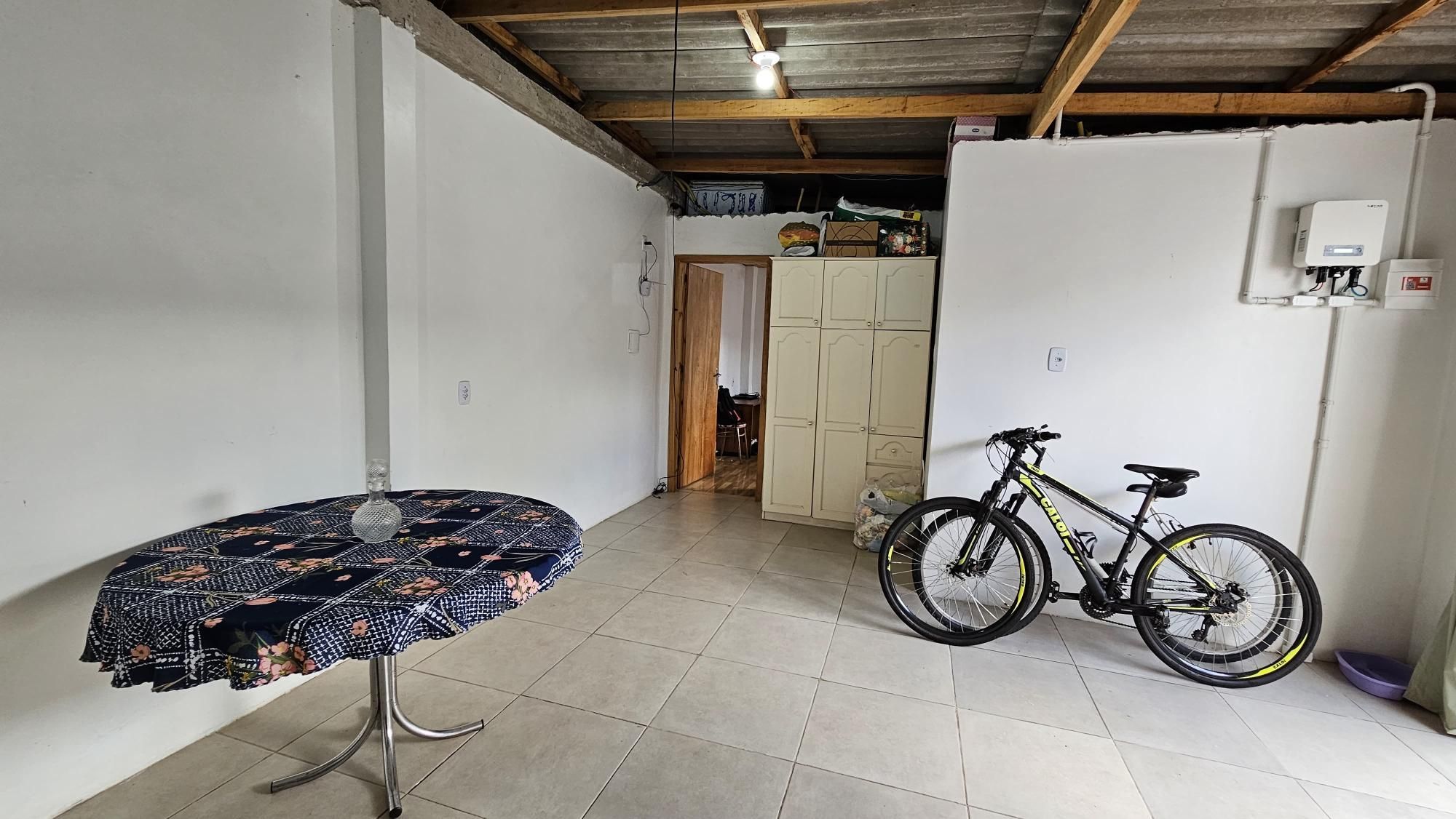 Casa à Venda em Bairro Tranquilo
