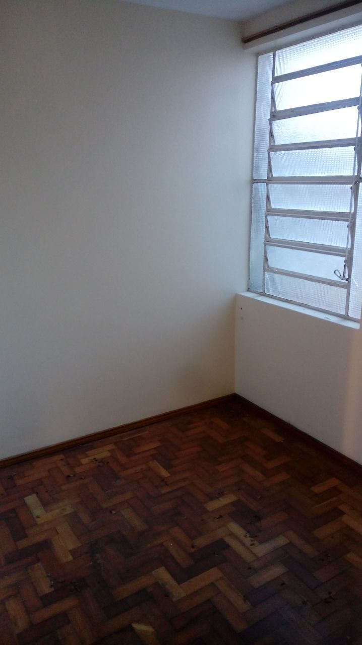 Casa à venda com três dormitórios, Centro - Alegrete/RS