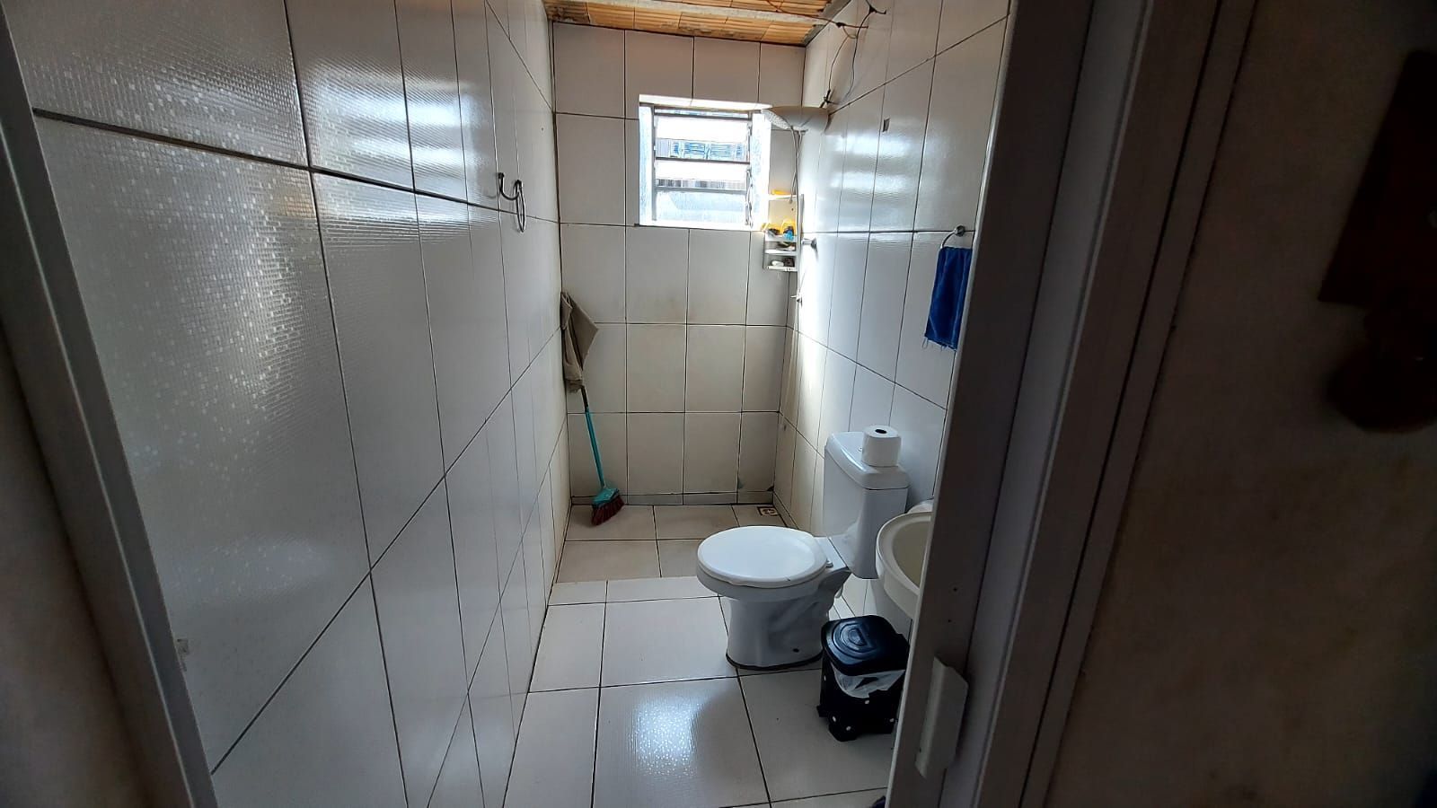 Sobrado com 2 Dormitórios à venda, 90 m² por R$ 220.000,00 Sobrado com 2 Dormitórios à venda, 90 m² por R$ 220.000,00