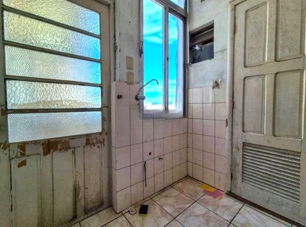 Apartamento no Centro de 3 dormitórios DESOCUPADO — foto 5