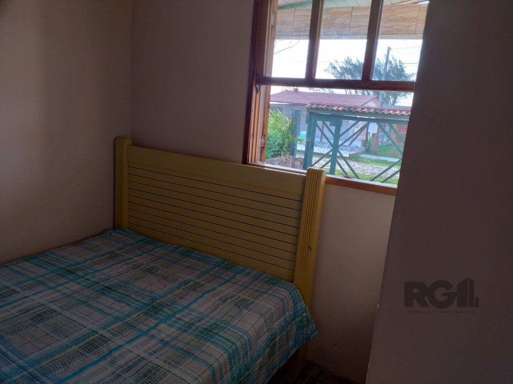 Casa à venda com 3 quartos, 70m² - Foto 17