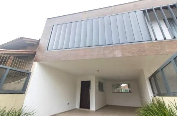 Casa sobrado para Venda de 3 dormitórios e 4 vagas no  Jardim Sabará — foto 2