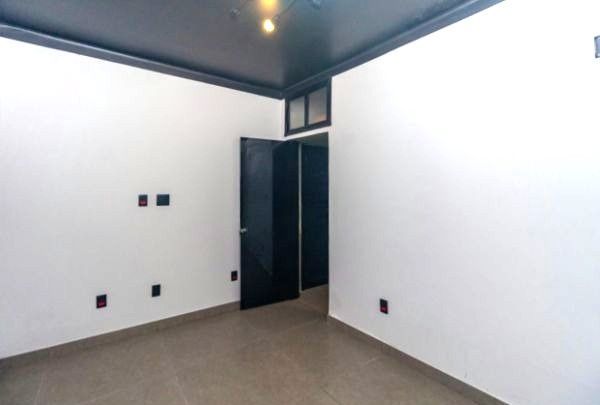 Apartamento de 1 dormitório TÉRREO no Centro DESOCUPADO — foto 4