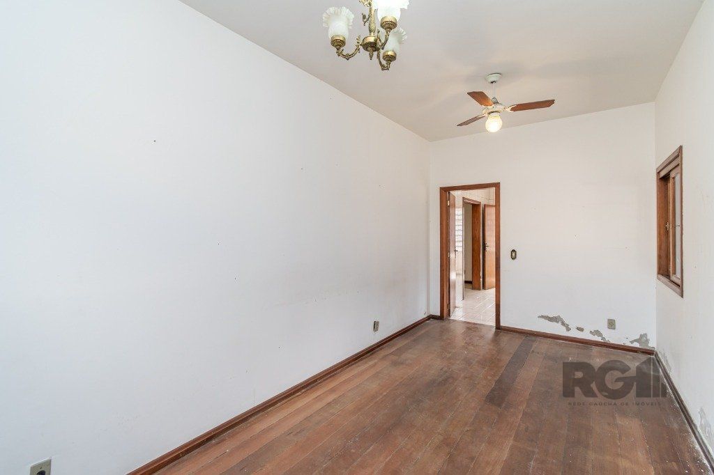 Casa à venda com 2 quartos, 350m² - Foto 5