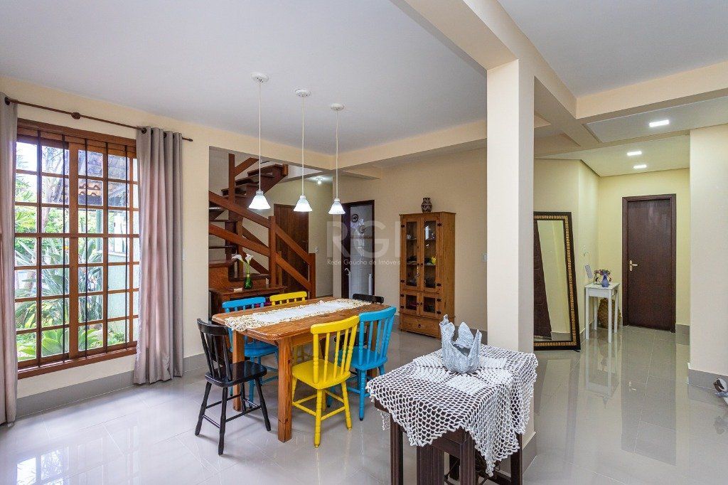 Casa à venda com 4 quartos, 169m² - Foto 7