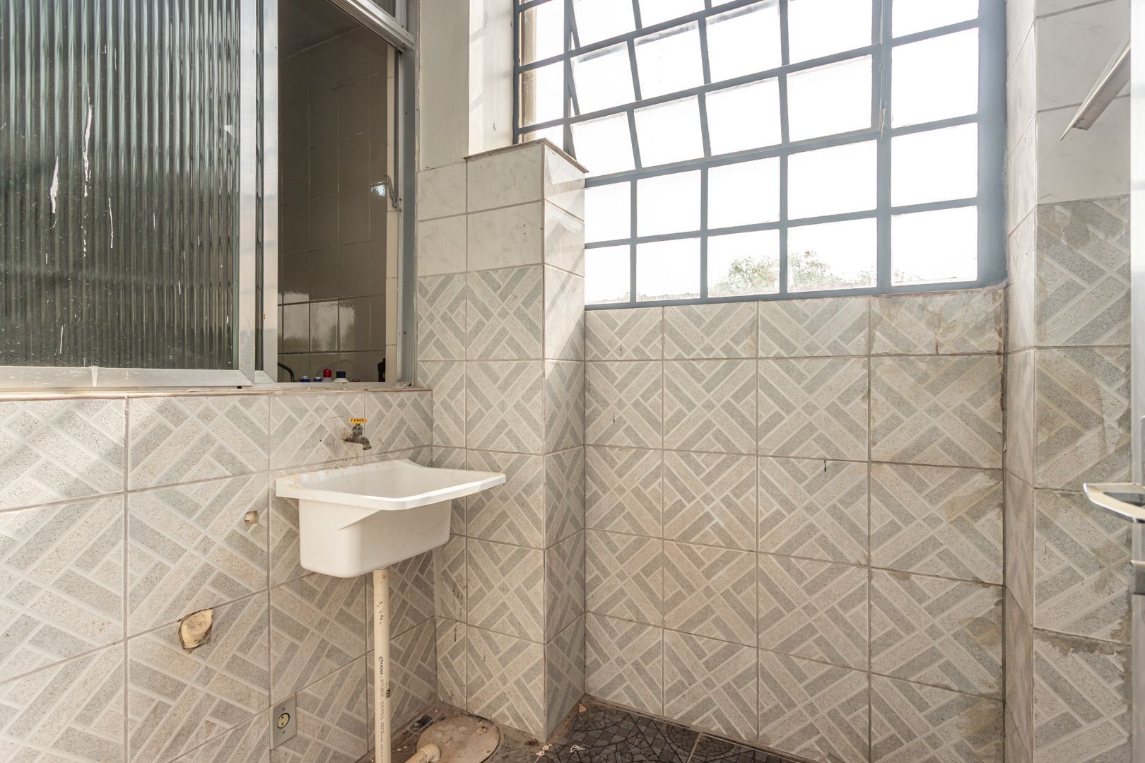 Casa Comercial à venda com 4 quartos, 450m² - Foto 9