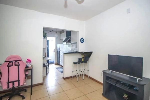 Apartamento no bairro Cavalhada de 1 dormitório e vaga — foto 3