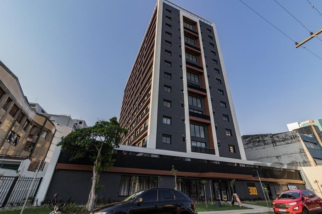 Apartamento à venda com 1 quarto, 40m², 1 vaga, Rua Professor Freitas e Castro no bairro Azenha em Porto Alegre