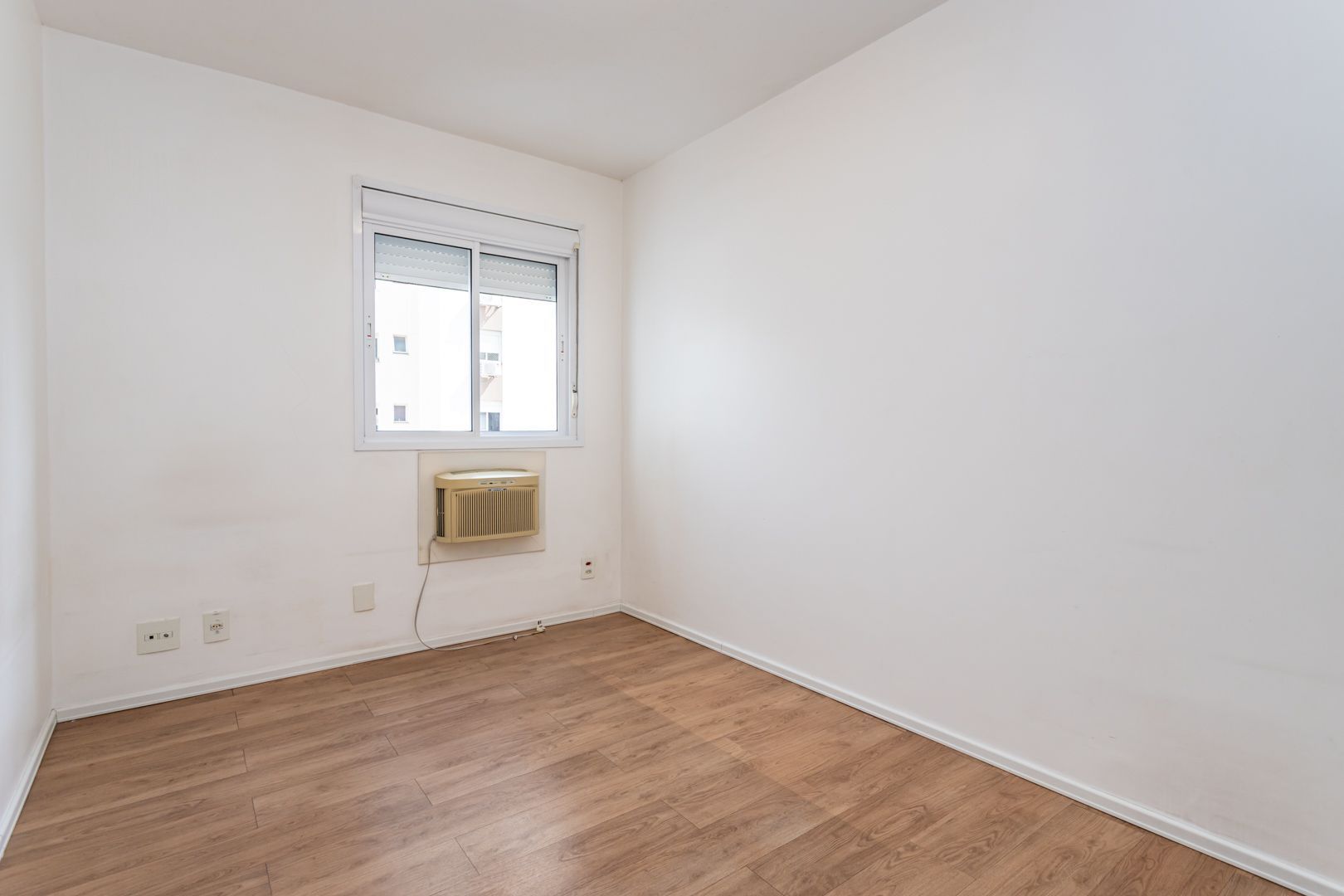 Apartamento, 3 quartos, à venda, 70 m², Passo da Areia - Porto Alegre — foto 4