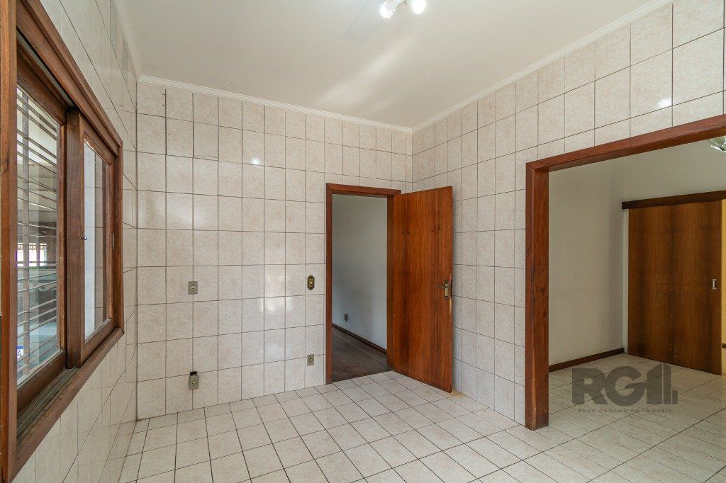 Casa à venda com 2 quartos, 350m² - Foto 15
