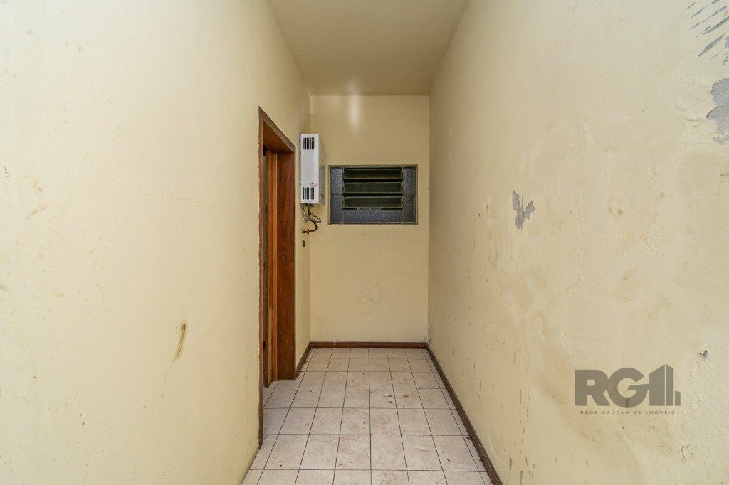 Casa à venda com 2 quartos, 350m² - Foto 9