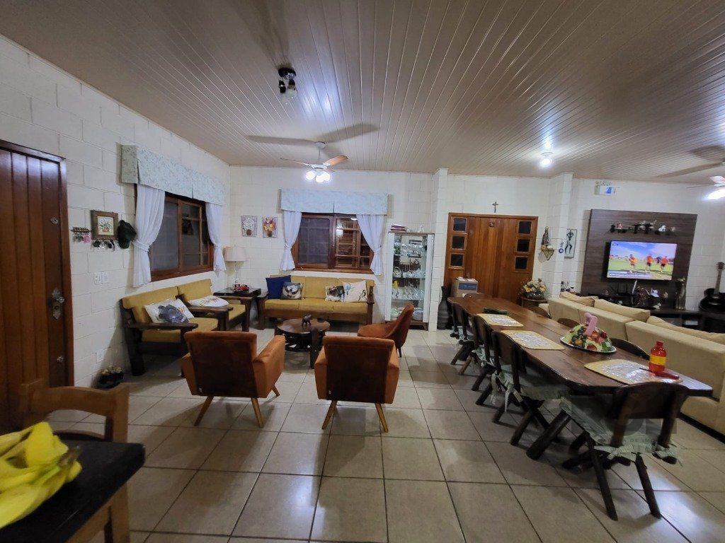 Casa de Condomínio à venda com 4 quartos, 231m² - Foto 40