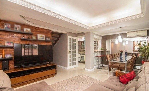Casa de Condomínio à venda com 4 quartos, 135m² - Foto 1