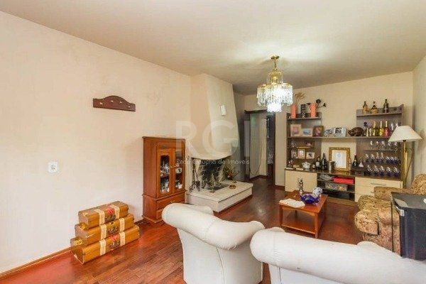 Casa à venda com 4 quartos, 300m² - Foto 6