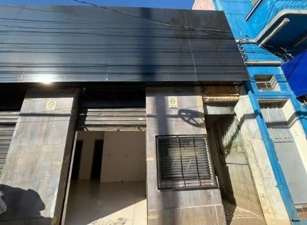 Loja comercial no Menino Deus