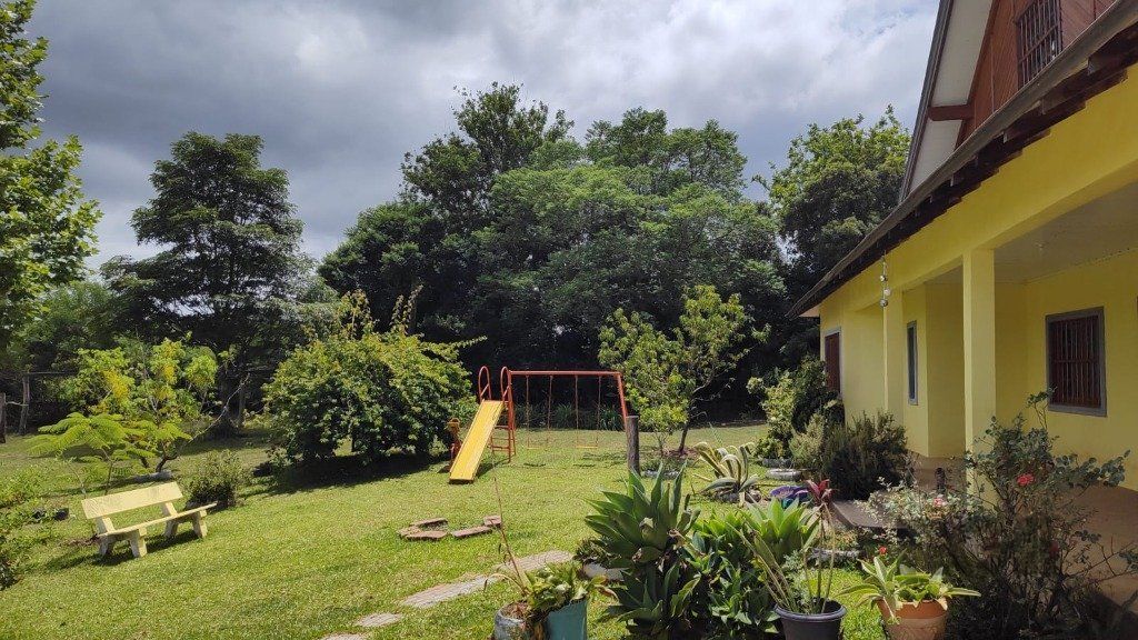 Chácara à venda com 4 quartos, 299m² - Foto 46