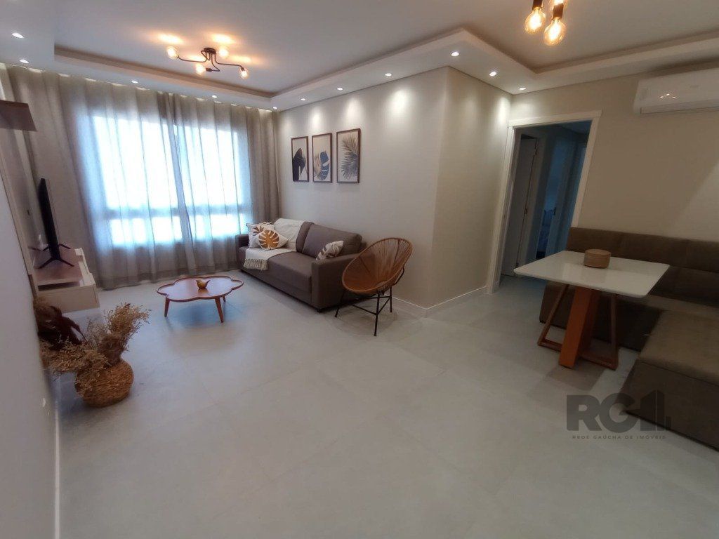 Apartamento à venda com 3 quartos, 76m² - Foto 2
