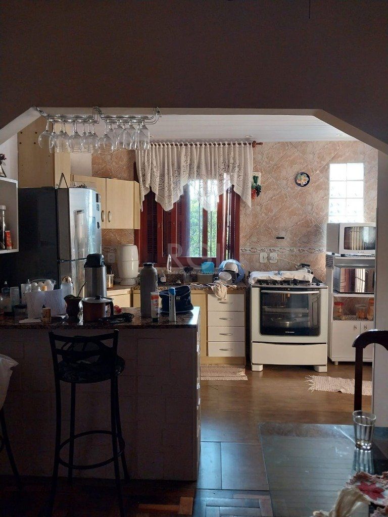 Casa à venda com 4 quartos, 250m² - Foto 10