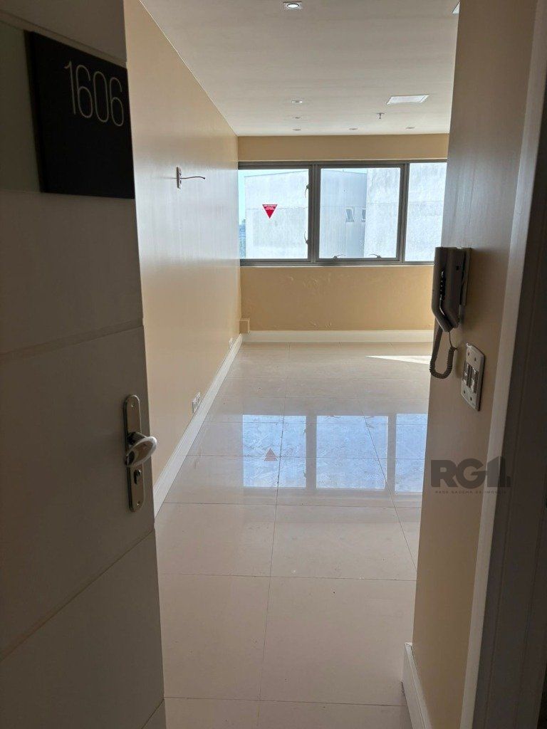Conjunto Comercial-Sala à venda com 1 quarto, 25m² - Foto 4