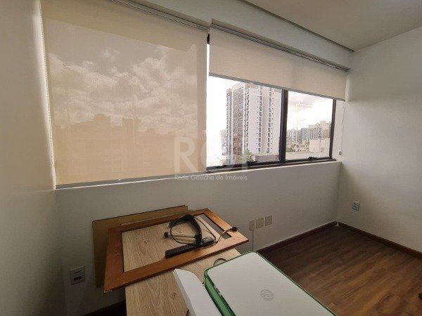 Conjunto Comercial-Sala à venda com 1 quarto, 29m² - Foto 14