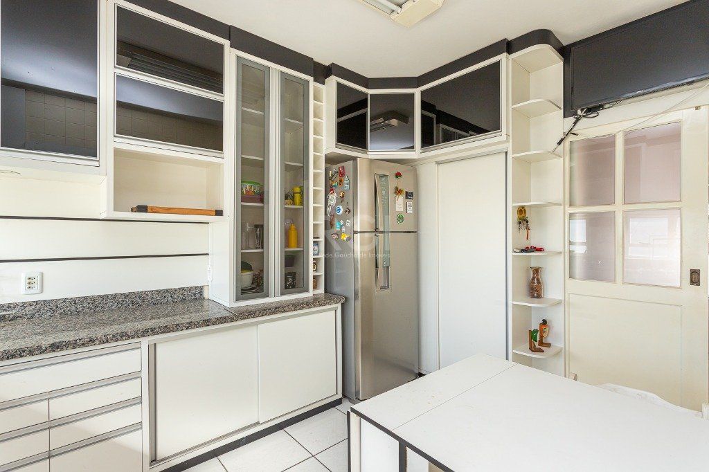 Apartamento à venda com 3 quartos, 125m² - Foto 21